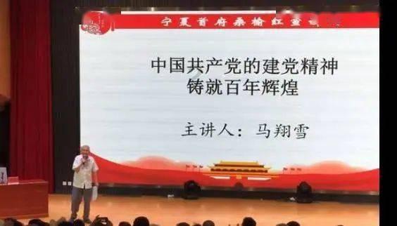 80名女性指控韦恩斯坦,性感女神萨尔玛:他要求我允许他看我洗澡